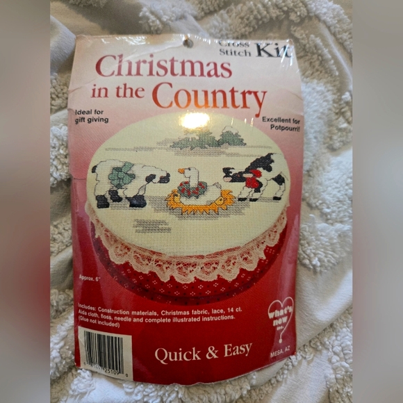 whats new inc Other - NOS Christmas in the Country Cross Stitch Kit NIP